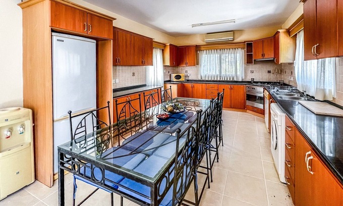 Edremit House | Duplex Villa w Private Beach and Garden in Kyrenia