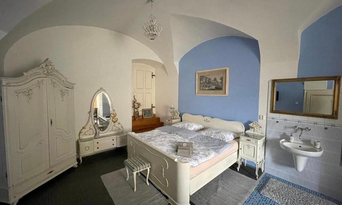 Ceska Kamenice House | Dvoulůžkový pokoj Blue Grace na zámku