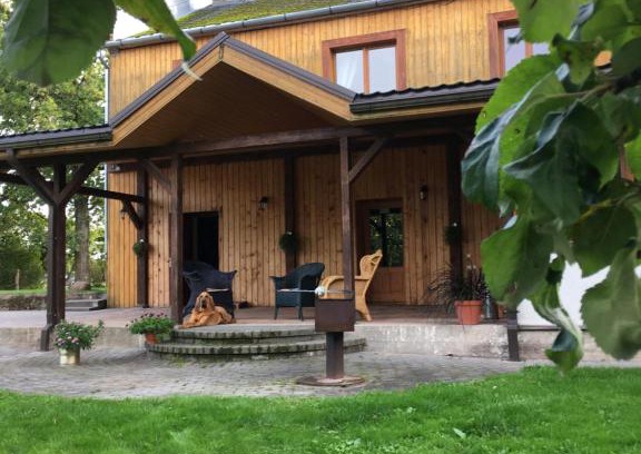 Biksti Hotel | Dzirnaviņas