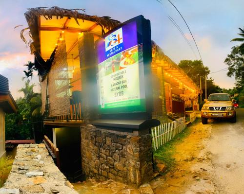 Koslanda House | e34 café & Hotel