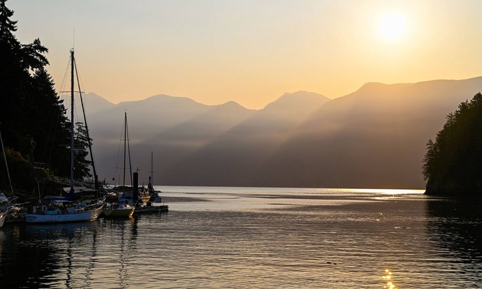 Bowen Island Cabin | Eagle Nest Rental