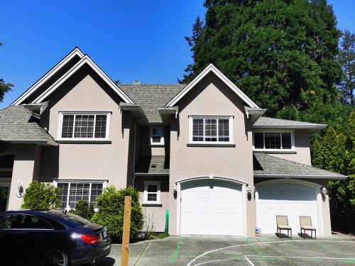 Cordova Bay House | Eagle's House, Room #B