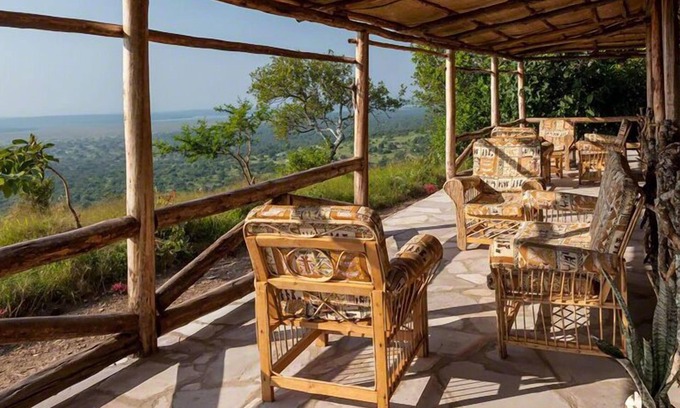 Mbarara Cabin | Eagles Nest Camp