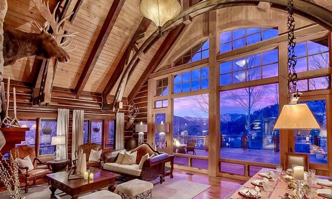 Sundance Cabin | Eagles Nest Luxury Retreat, Views, Hot Tub, Walking distance to Resort