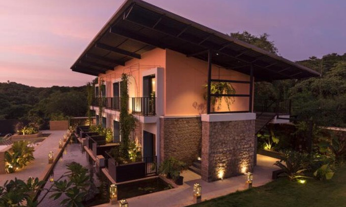 Uttan Hotel | East India House