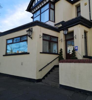 Newton in Furness House | East Mount House