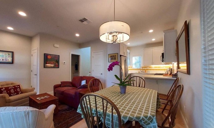 East Sacramento Apartment | East Sacramento Secret