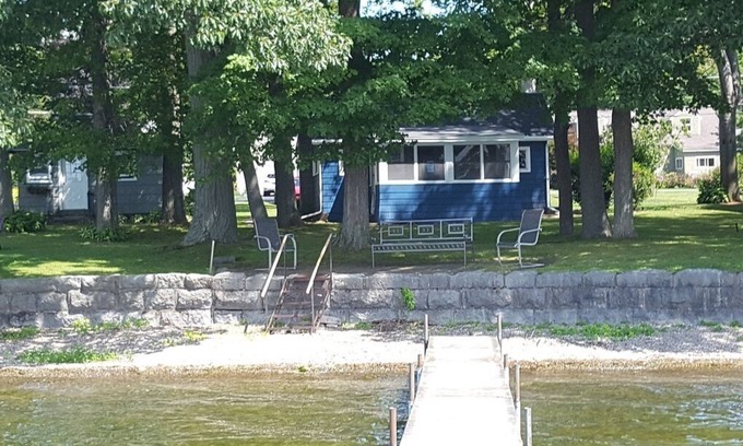 Town of Owasco Cottage | East Side Owasco Lake Waterfront Cottage!