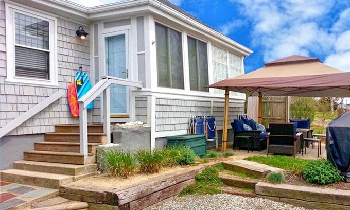 Easton's Point House | Easton's Beach House: Fall Weekends, Cozy Firepit, Steps to the Beach!