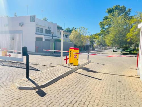 Gaborone Apartment | Eastview Aparthotel in Bemcoville