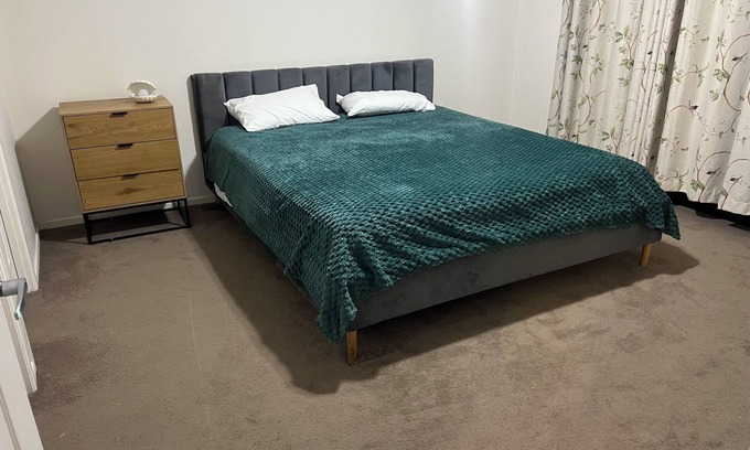 Redbank Plains House | Easy Access Accommodation
