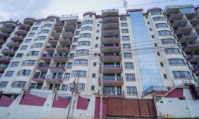 Ruaka Apartment | Easy Access to everything from this cozy centrally located 2Bedroom Apartment.