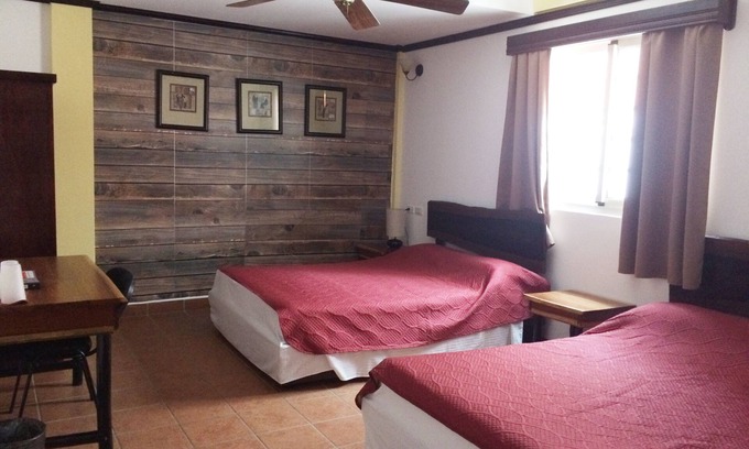 Belize City Hotel | EASY INN HOTEL-TWO BED ROOM -NUMBER 2