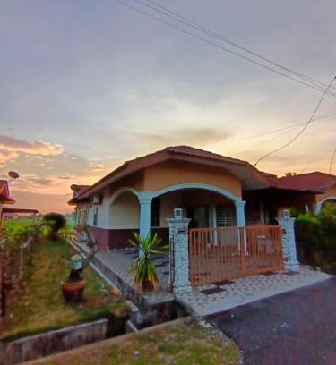 Kampung Keriang Dan House | Ebnur Homestay