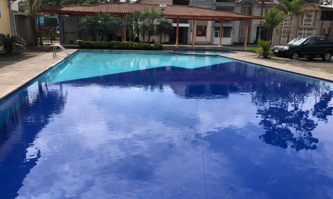 Santo Domingo de los Colorados Apartment | Departamento DE Lujo CON Piscina Y Áreas Sociales