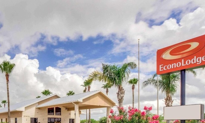 Falfurrias Cabin | Econo Lodge Falfurrias Hwy 281