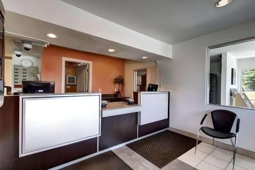 Midvale Cabin | Econo Lodge Midvale