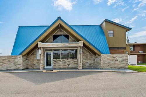 Montgomery Cabin | Econo Lodge Montgomery South I-65