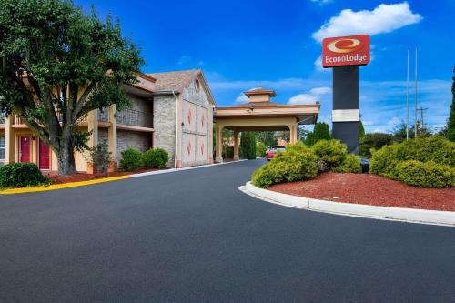Princess Anne Cabin | Econo Lodge Princess Anne