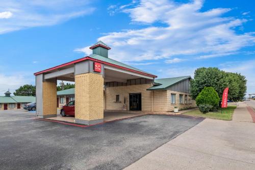 Childress Cabin | Econo Lodge