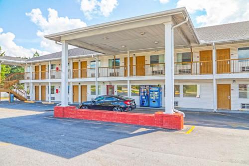 Ashburn Hotel | Economy Inn By OYO Ashburn