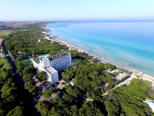 Il Monte Hotel | Ecoresort Le Sirene - Caroli Hotels