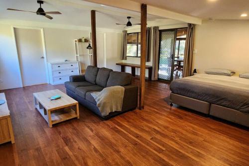 Round Hill Apartment | EcoRetreat 1770