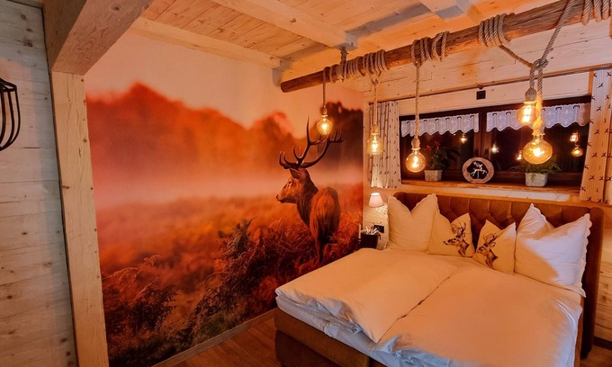 Niedergurig Apartment | Edelweiss romantic suite with fireplace & Swiss stone pine sauna