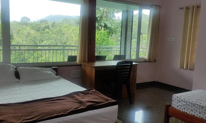 Rajakkad House | Edens Holidays Munnar