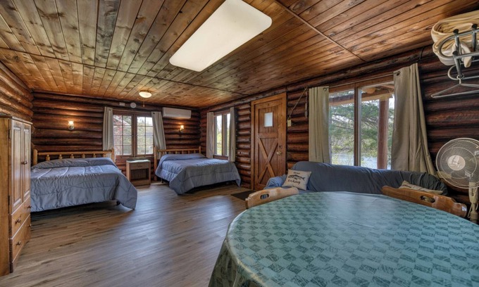 Loretto Resort | Edgewater Resort