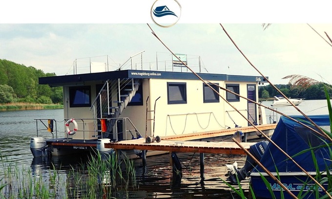 Brandenburg an der Havel Boat Rental | Editha houseboat | Apartment on waves