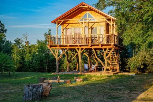 Mesteri Apartment | EHM Baumhaus Chalet nahe Therme & Natur