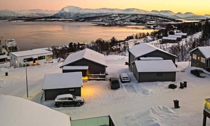 Tromso Apartment | Eidekollen Aurora Hideaway