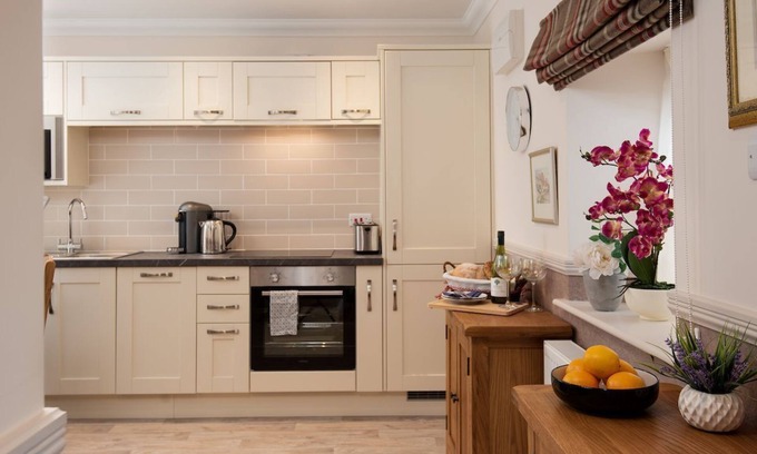 Gattonside Apartment | EILDON VIEW - in the pretty market town of Melrose, near to the countryside