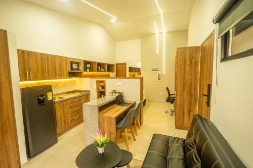 Cali Apartment | Ejecutivo Loft, Con Terraza Privada, en Cali La Sucursal Del Cielo a pocos Pasos de Imbanaco