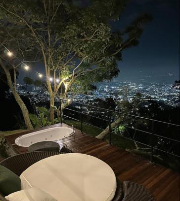 Bucaramanga House | El cedro Ecolodge
