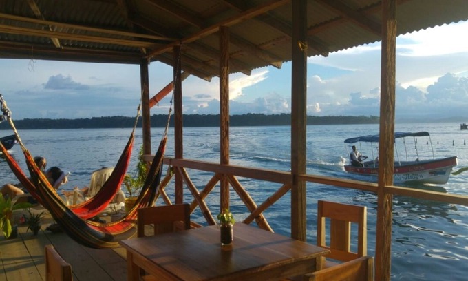 Isla Bastimentos Hostel | El Jaguar