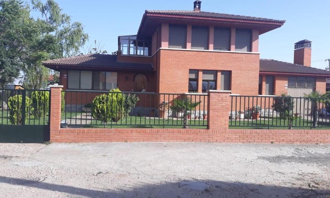 Calvarrasa de Abajo House | El jardin de Melibea