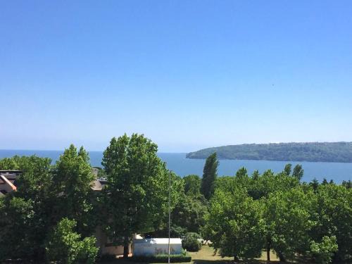 Varna Apartment | El MATE apartment Sea Garden and Beach Free Parking