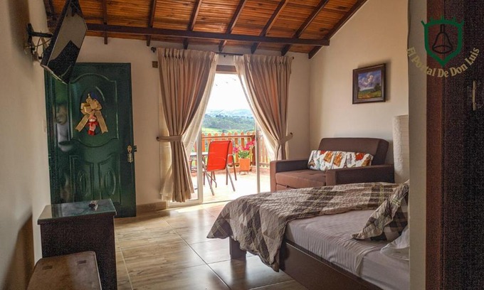 Guadalupe House | El Portal De Don Luis