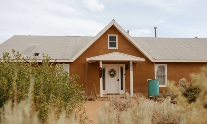 Corrales House | El Ranchito Alegre de Corrales
