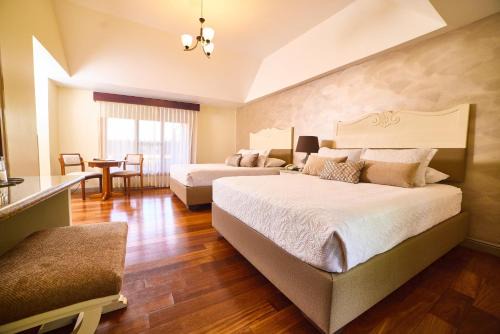 San Antonio de Belen Hotel | El Rodeo Estancia Boutique Hotel & Steakhouse