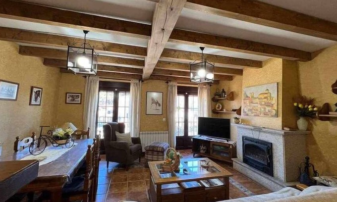 Navarredonda de Gredos Apartment | El Sobrao de Gredos