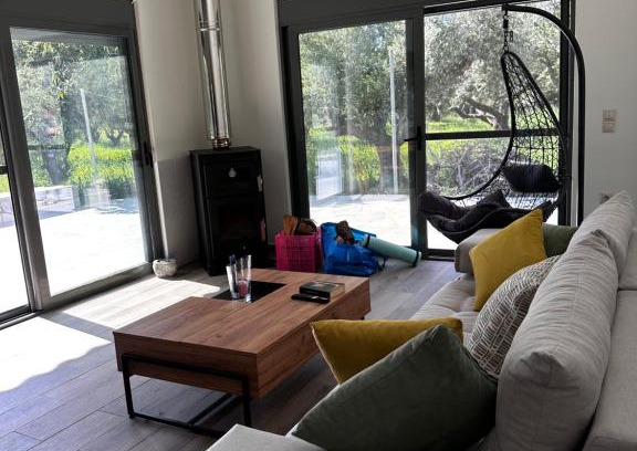 East Mani Apartment | Elaiocampus luxury house