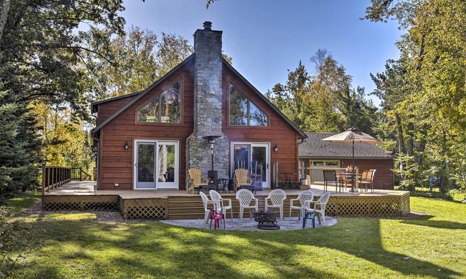 Elcho Cabin | Elcho Escape w/Private Dock on Post Lake!
