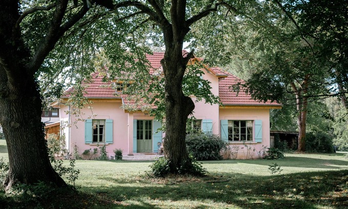 Saint-Julien-en-Born Villa | Elegance and Serenity in the Heart of the Landes – Estate 10 Min from the Beaches