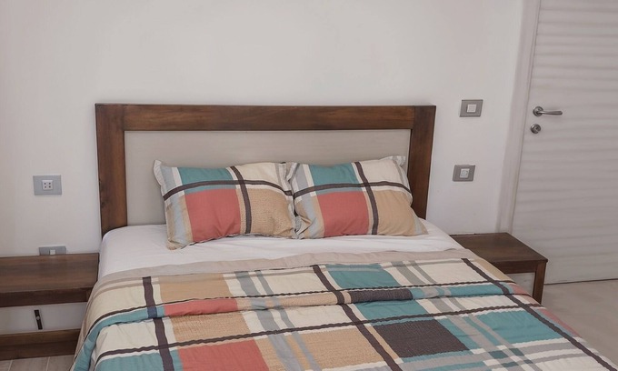 Ad-Dab'ah Ski Chalet | Elegant 4-Bedroom Beachfront Chalet with WiFi & AC in Beautiful Fouka Bay