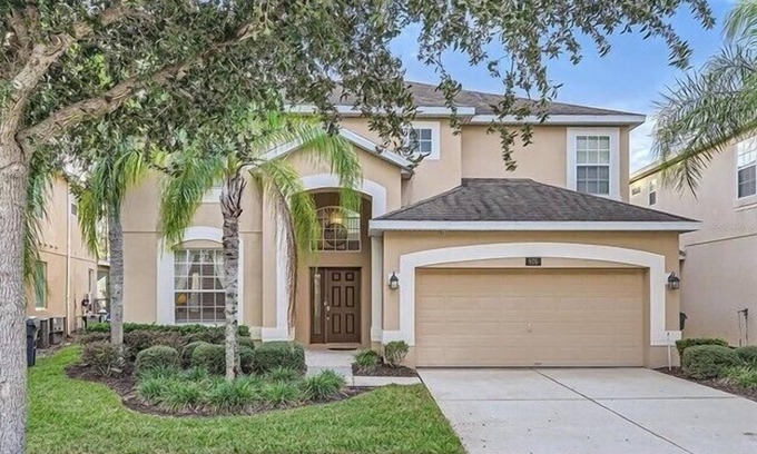 Watersong House | Elegant 6 Bed 4 1/2 Bath Pool Home, Privacy & Resort Amenities and Relaxation