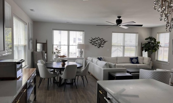 Bethany Beach House | Elegant 6-Bed Coastal Retreat w/Pool