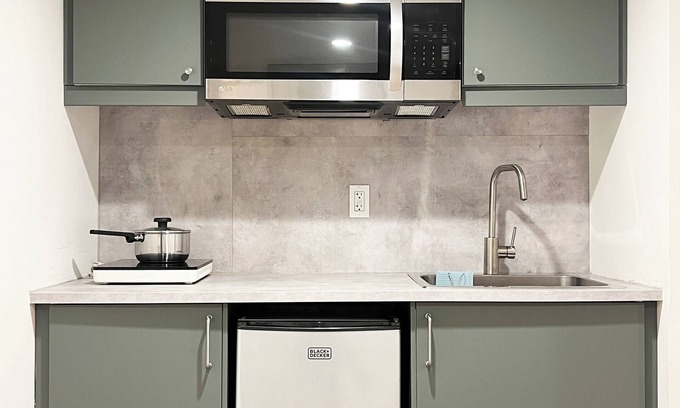 Englewood Apartment | Elegant and Comfortable Retreat Near NYC